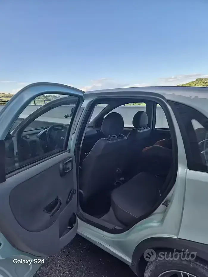 Usata Opel Corsa 2001 Verde Utilitaria
