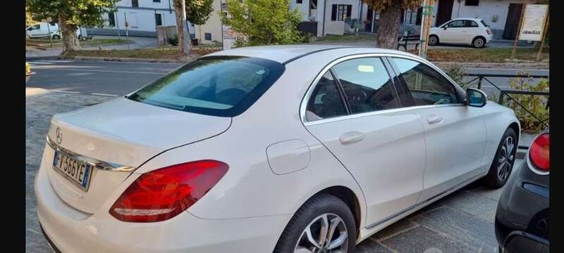 Usata 2019 Mercedes C220 Executive Tre volumi | 22.000 € (Buon prezzo) - Immagine 1/4