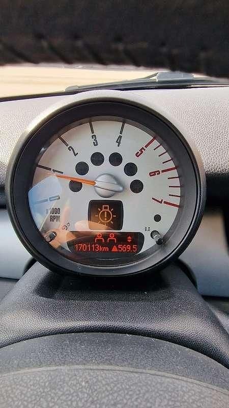 Usata Mini Cooper D 109 CV (80 kW) 2011 Utilitaria