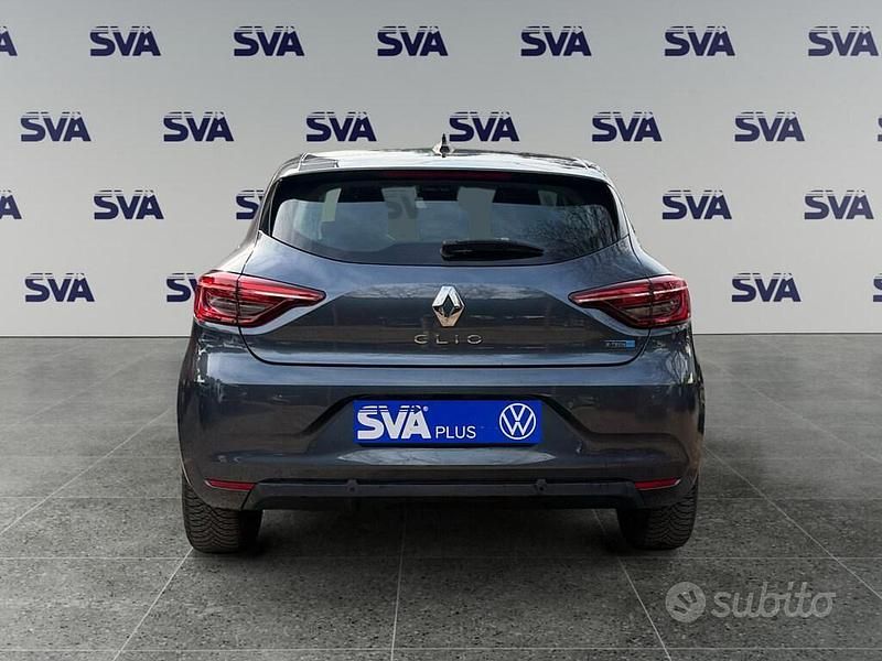 Usata Renault Clio V Zen 140 CV (102 kW) 2021 Grigio Berlina