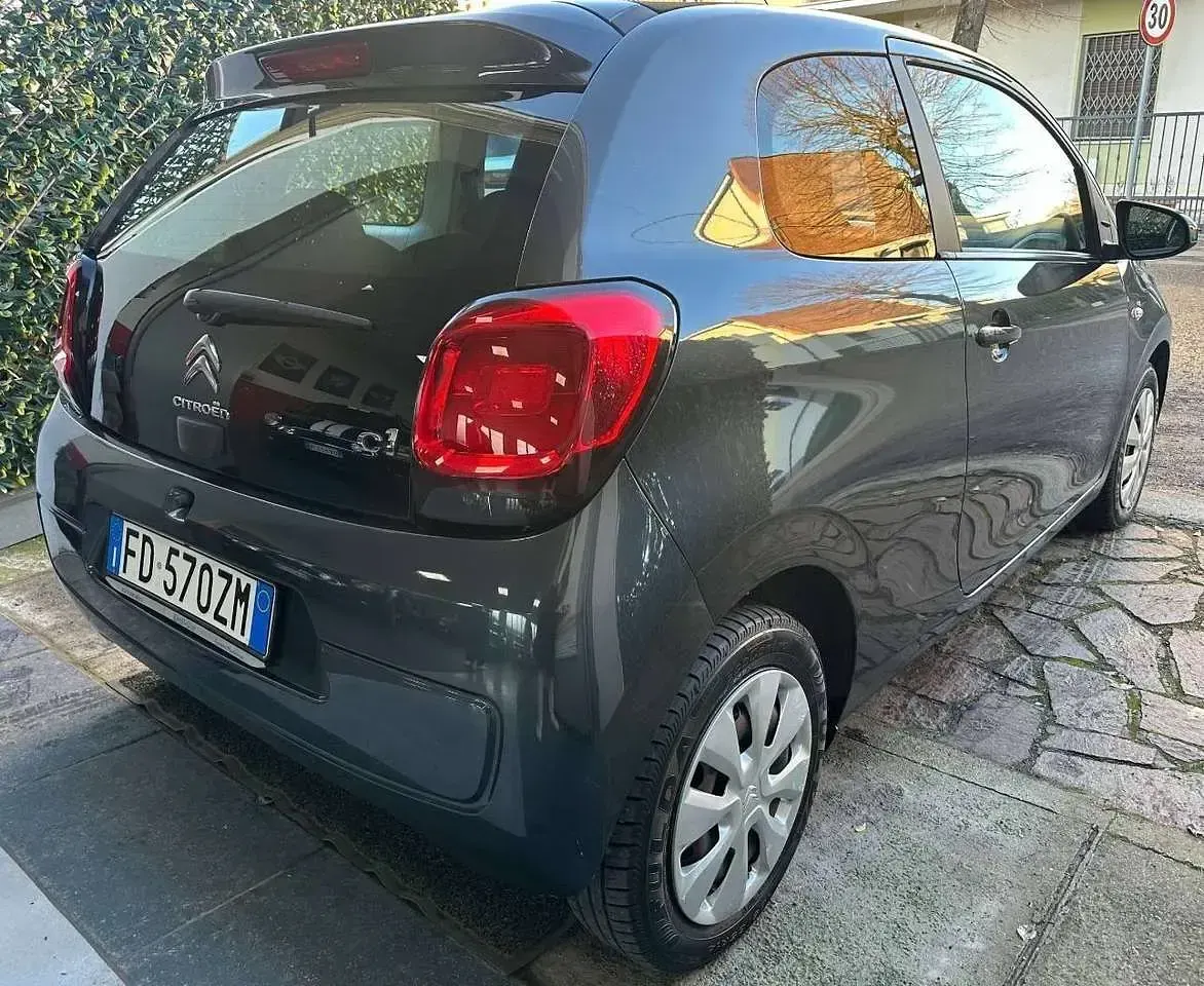 Usata Citroën C1 Shine 69 CV (50 kW) 2016 Grigio Utilitaria