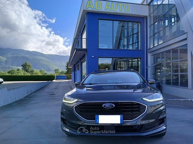Usata Ford Focus Business Edition 120 CV (88 kW) 2022 Grigio Station wagon