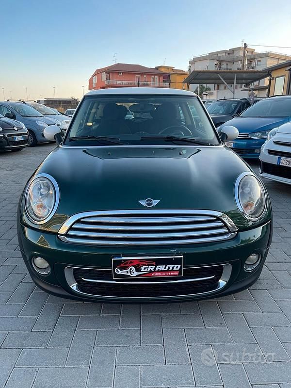 Usata Mini Cooper D 111 CV (81 kW) 2011 Verde Utilitaria