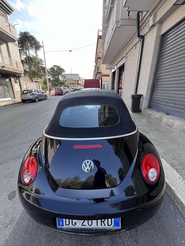 Usata VW New Beetle 105 CV (77 kW) 2006 Utilitaria