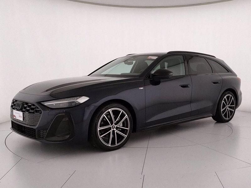 Blu firmamento metallizzato Nuova 2025 Audi A5 S-Line Station wagon | 58.900 € (Molto cara) - Immagine 1/4