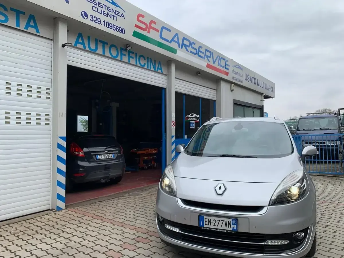 Usata Renault Scenic E-Tech 110 CV (80 kW) 2012 Argento Monovolume