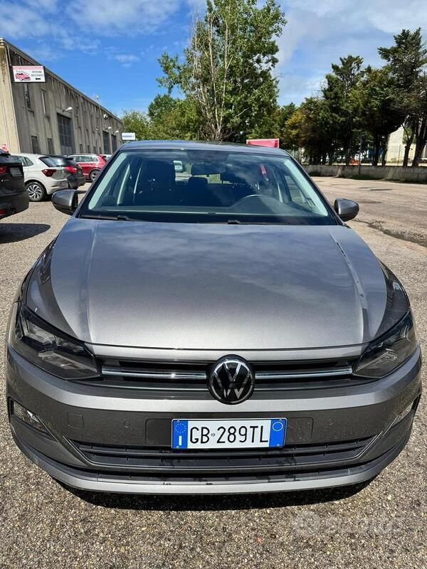 Usata VW Polo Comfortline 80 CV (58 kW) 2020 Grigio Berlina