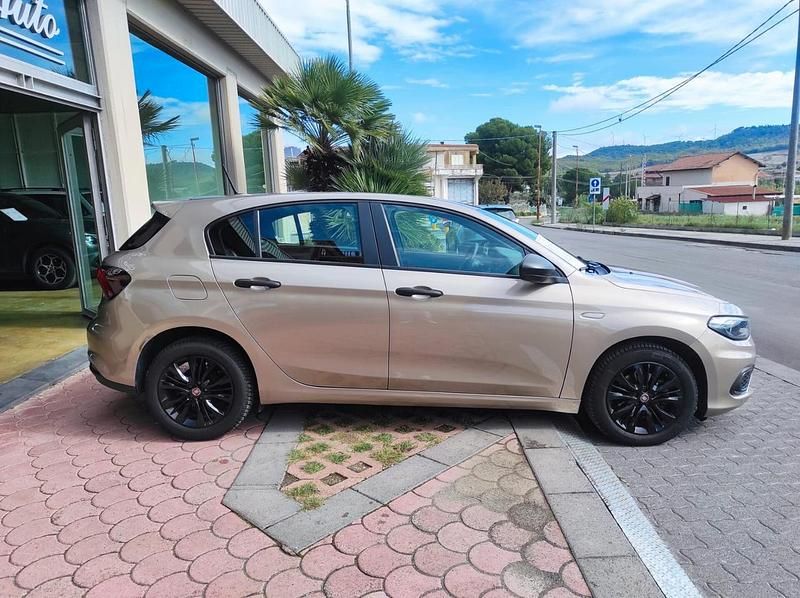 Usata Fiat Tipo Street 95 CV (69 kW) 2020 Marrone Berlina