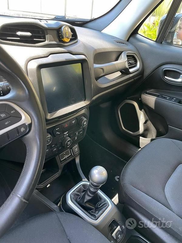 Usata Jeep Renegade 120 CV (88 kW) 2017 Nero SUV