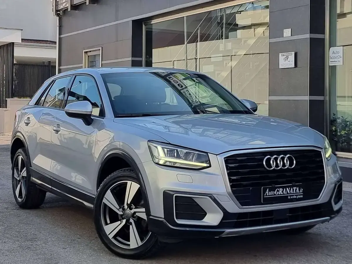 Usata Audi Q2 116 CV (85 kW) 2019 Grigio SUV