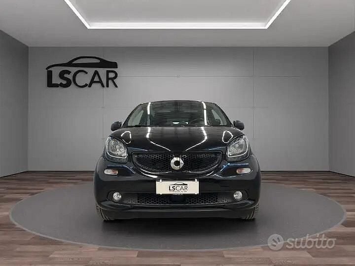 Usata Smart ForFour Passion 71 CV (52 kW) 2019 Nero Utilitaria