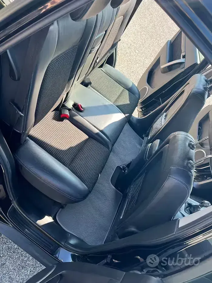 Usata Chevrolet Captiva 163 CV (119 kW) 2011 Nero SUV