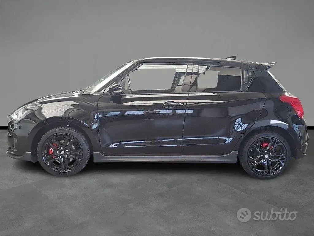 Usata Suzuki Swift Sport 129 CV (94 kW) 2024 Nero / pastello Utilitaria