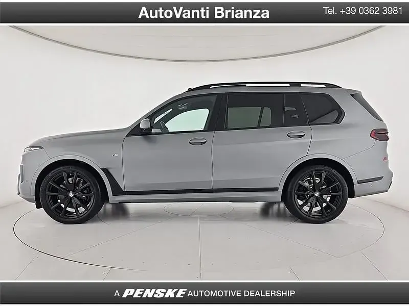 Usata BMW X7 M Sport 340 CV (250 kW) 2025 Grigio SUV