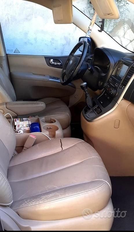 Usata Kia Carnival 185 CV (136 kW) 2007 Blu Monovolume