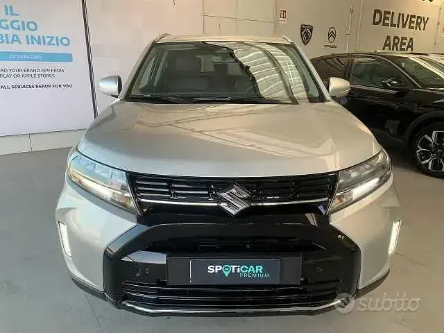Usata Suzuki Vitara Cool 129 CV (94 kW) 2024 Bianco SUV