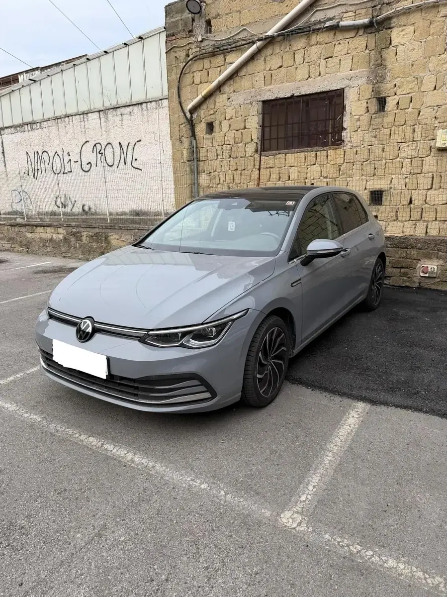 Usata VW Golf VIII Edition 149 CV (109 kW) 2020 Grigio Berlina