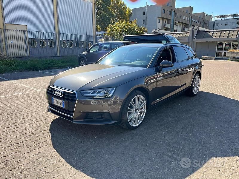 Usata Audi A4 Business Plus 190 CV (139 kW) 2017 Marrone Station wagon