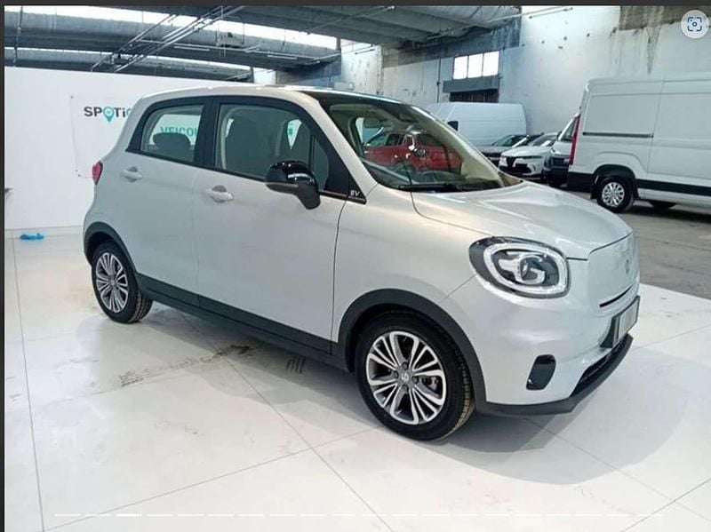 Nuova Leapmotor T03 69 kW (95 CV) 2025 Grigio Utilitaria