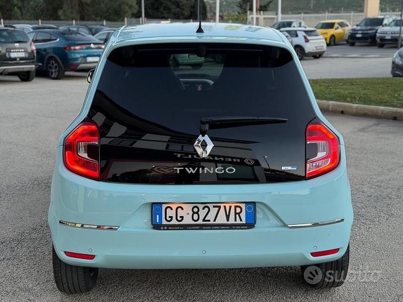 Usata Renault Twingo Intens 60 kW (82 CV) 2022 Blu Utilitaria