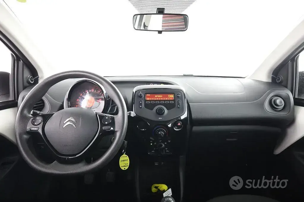 Usata Citroën C1 Feel 72 CV (52 kW) 2019 Polar white Utilitaria