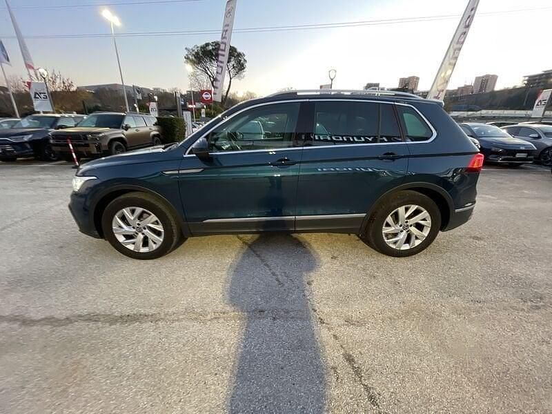 Usata VW Tiguan Elegance 150 CV (110 kW) 2023 Verde SUV