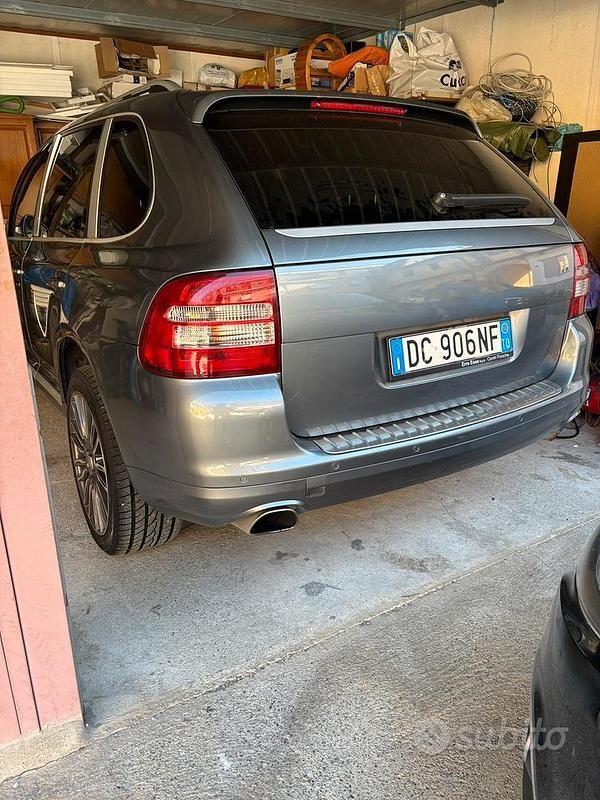 Usata Porsche Cayenne S 360 CV (264 kW) 2006 Grigio SUV