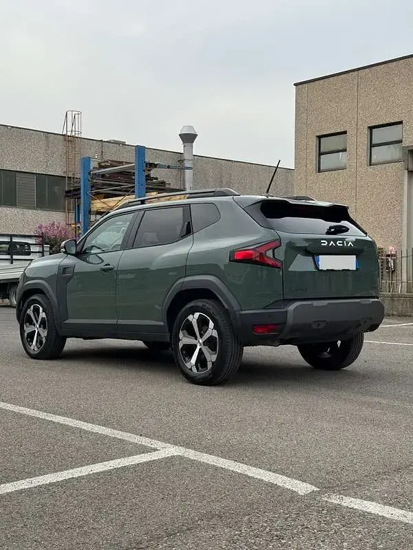 Usata Dacia Duster Journey 131 CV (96 kW) 2024 Verde SUV