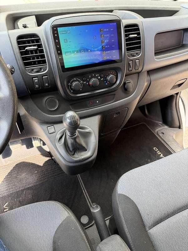 Usata Opel Vivaro 121 CV (88 kW) 2018 Monovolume