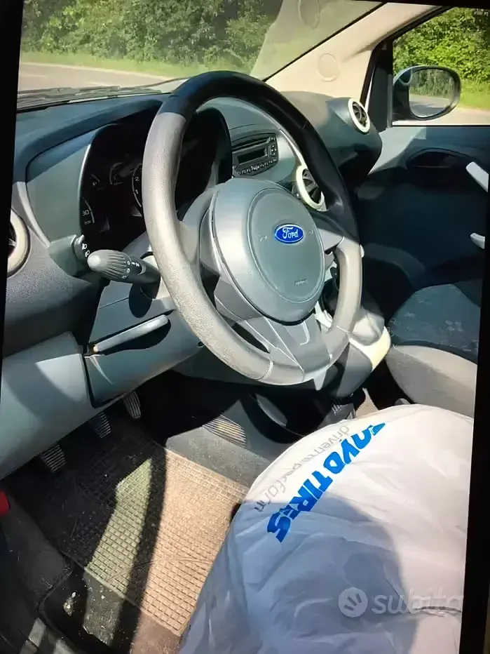 Usata Ford Ka 69 CV (50 kW) 2009 Bianco Utilitaria