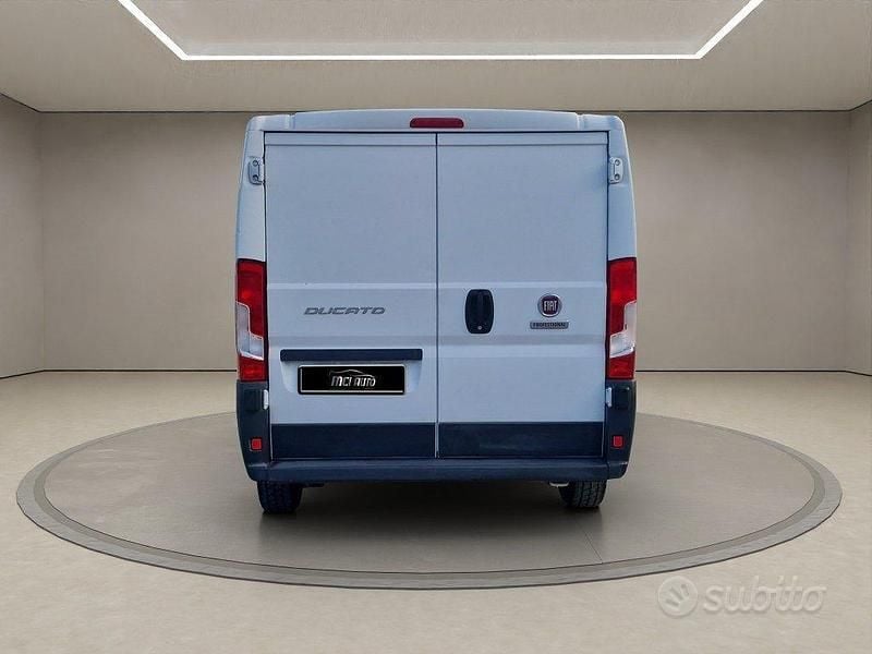Usata Fiat Ducato 116 CV (85 kW) 2016 Bianco Furgone