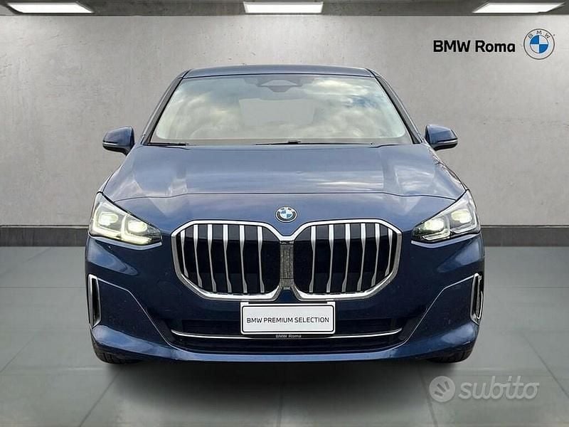 Usata BMW 218 Active Tourer Luxury Line 136 CV (100 kW) 2022 Phytonic blue metallic Monovolume