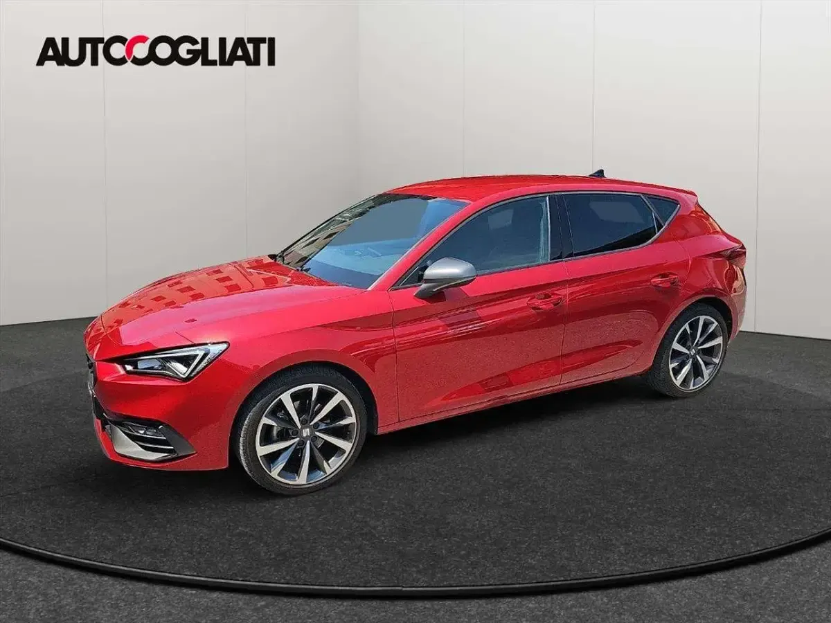 Usata Seat Leon FR 150 CV (110 kW) 2023 Rosso Berlina
