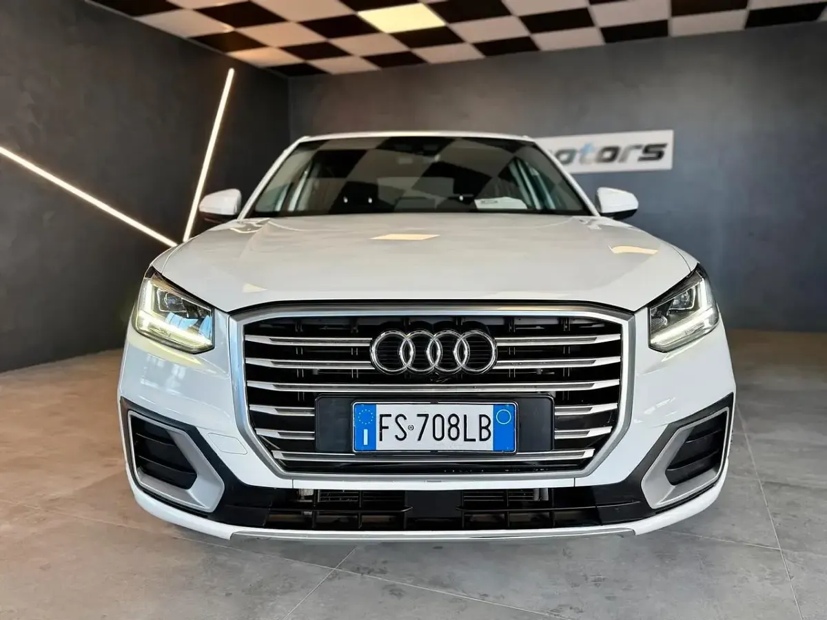 Usata Audi Q2 Sport 116 CV (85 kW) 2018 Bianco SUV