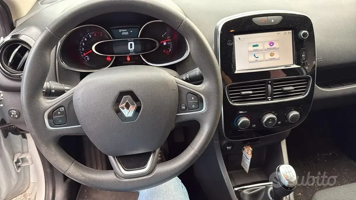 Usata Renault Clio IV Business 90 CV (66 kW) 2019 Bianco Berlina