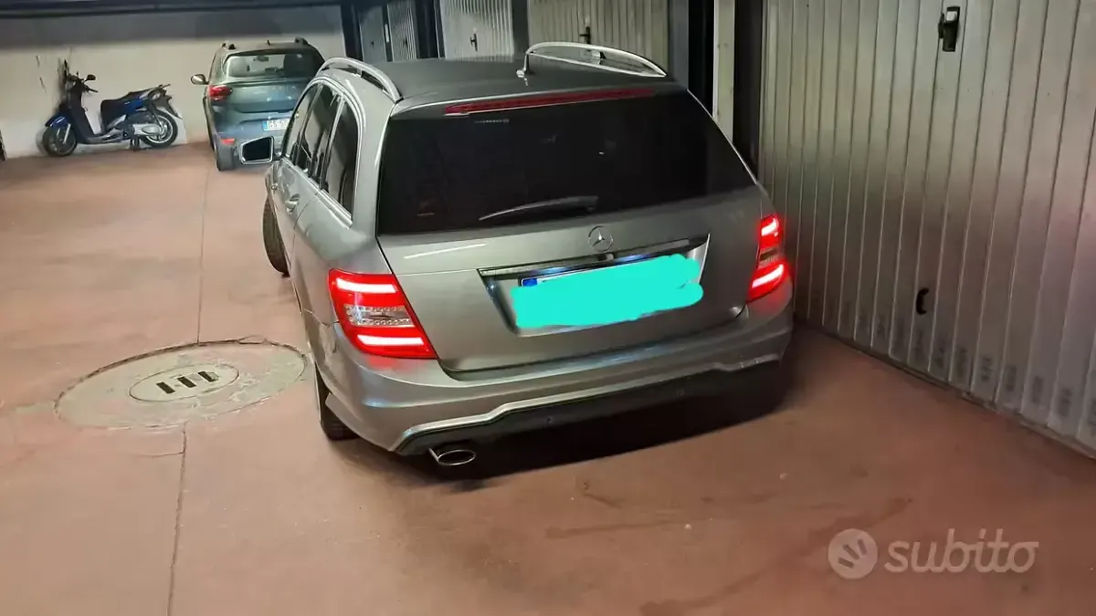 Usata Mercedes C200 184 CV (135 kW) 2012 Grigio Station wagon