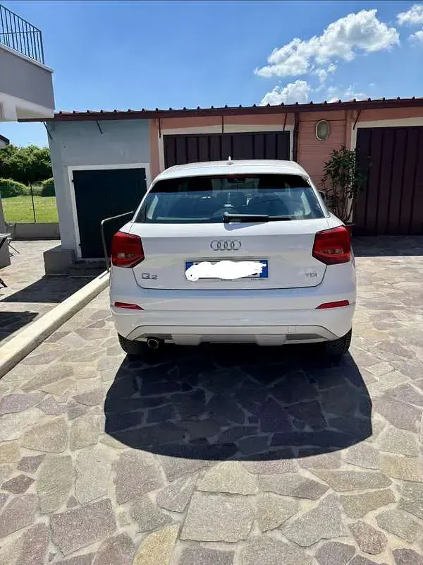 Usata Audi Q2 Sport 116 CV (85 kW) 2017 Bianco SUV