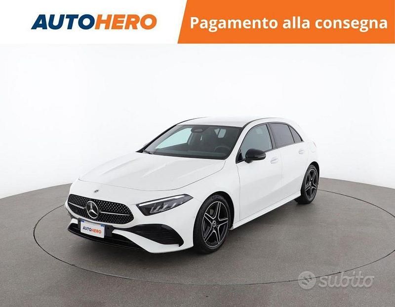 Bianco Usata 2023 Mercedes A180 Premium Tre volumi | 33.299 € (Buon prezzo) - Immagine 1/2