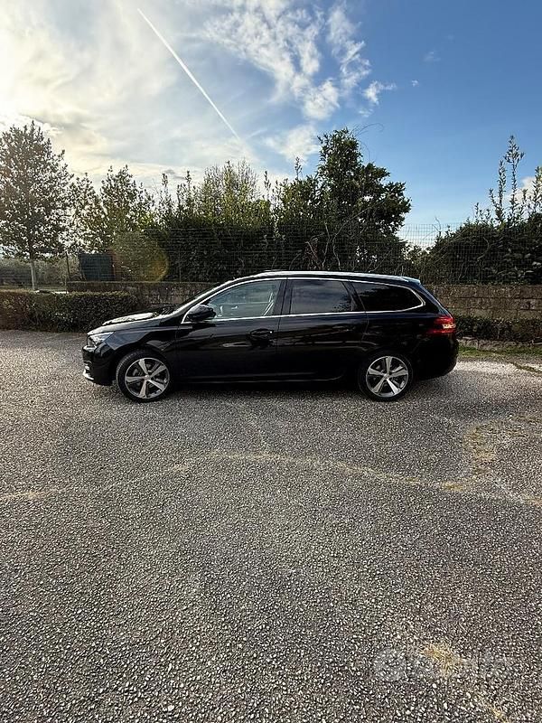 Usata Peugeot 308 SW Allure 131 CV (96 kW) 2019 Nero Station wagon