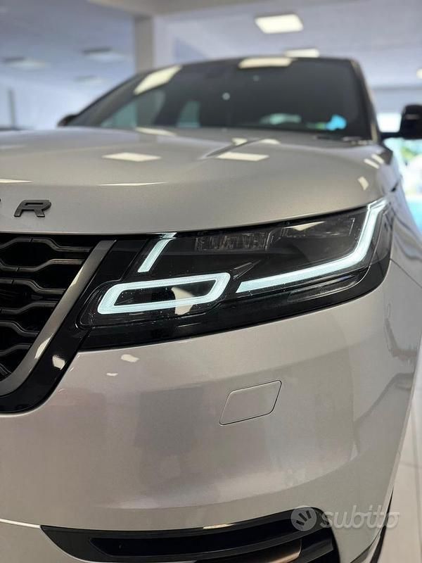 Usata Land Rover Range Rover Velar R-Dynamic 241 CV (177 kW) 2020 Argento SUV