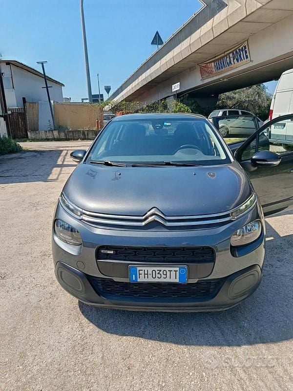 Usata Citroën C3 Shine 110 CV (80 kW) 2017 Grigio Utilitaria