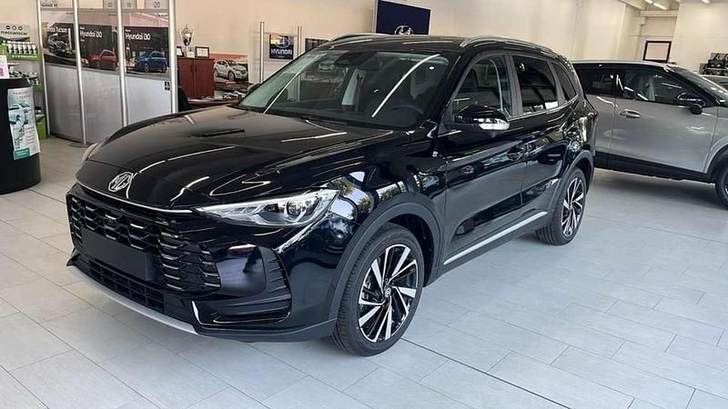 Usata MG ZS Comfort 197 CV (144 kW) 2024 Vari colori Berlina