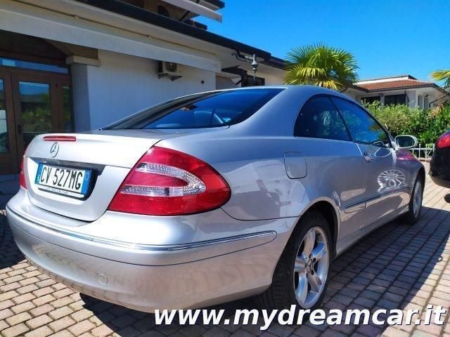 Usata Mercedes CLK200 Avantgarde 163 CV (119 kW) 2004 Grigio metallizzato Coupé