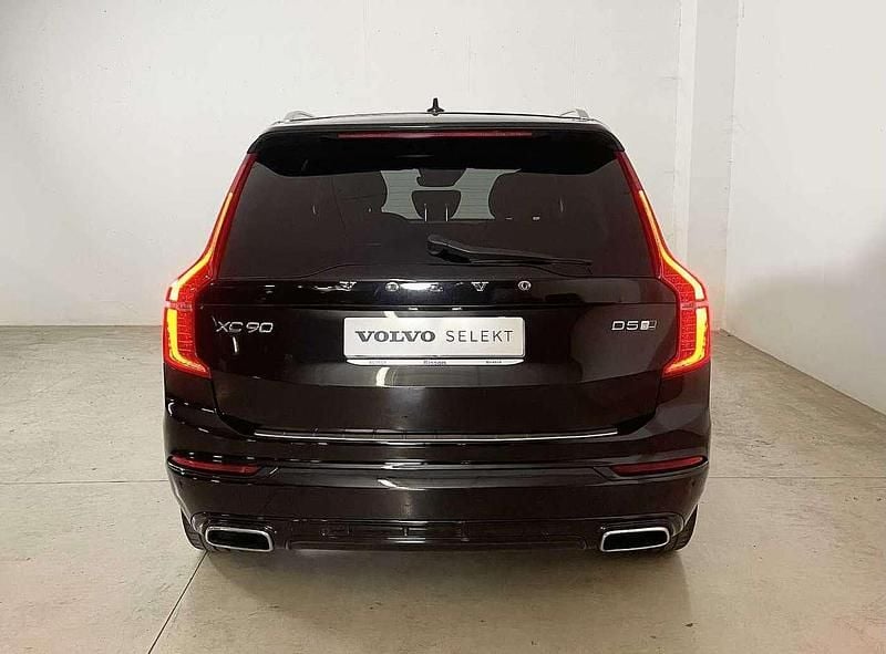 Usata Volvo XC90 224 CV (164 kW) 2016 Nero metallizzato SUV
