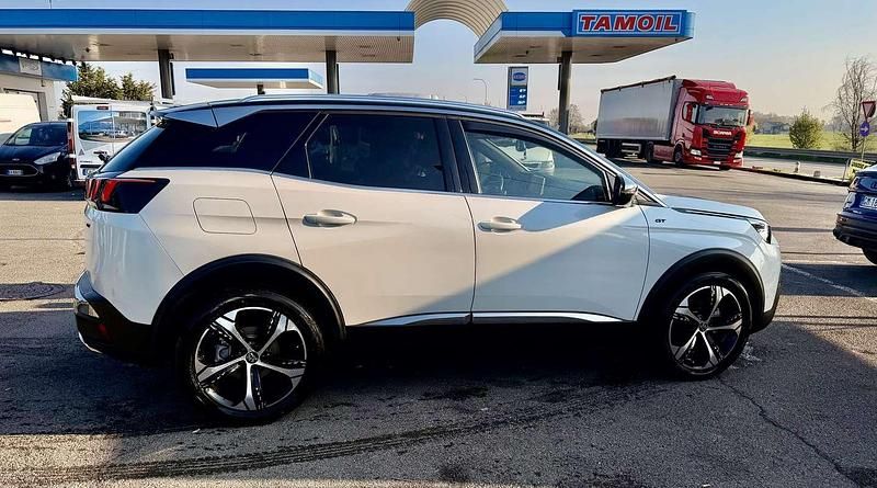 Usata Peugeot 3008 GT 181 CV (133 kW) 2017 Bianco SUV