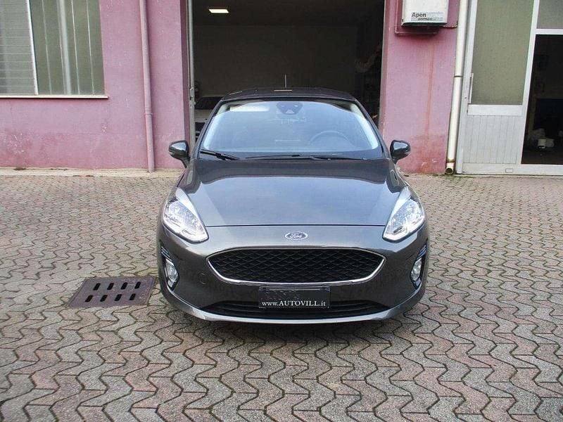 Grigio Usata 2021 Ford Fiesta Berlina | 11.900 € (Ottimo prezzo) - Immagine 1/4