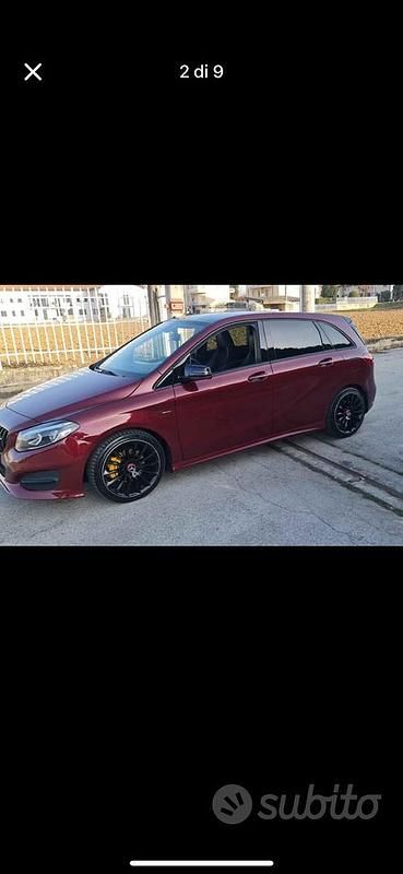 Usata Mercedes B180 2012 Rosso Utilitaria