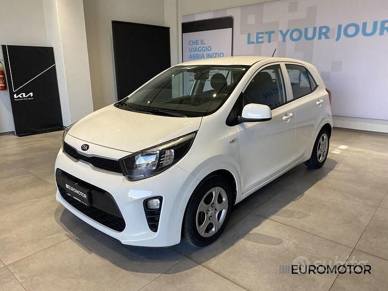 Bianco Usata 2021 Kia Picanto Urban Due volumi | 11.900 € (Buon prezzo) - Immagine 1/4