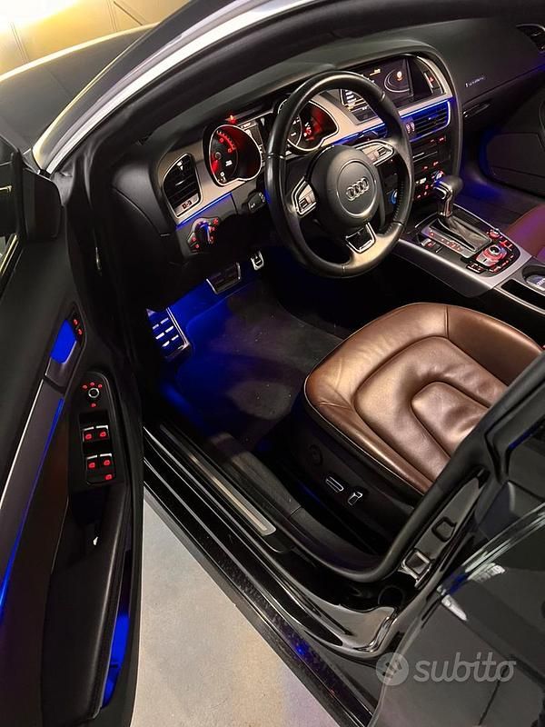 Usata Audi A5 Ambiente 177 CV (130 kW) 2013 Blu Coupé