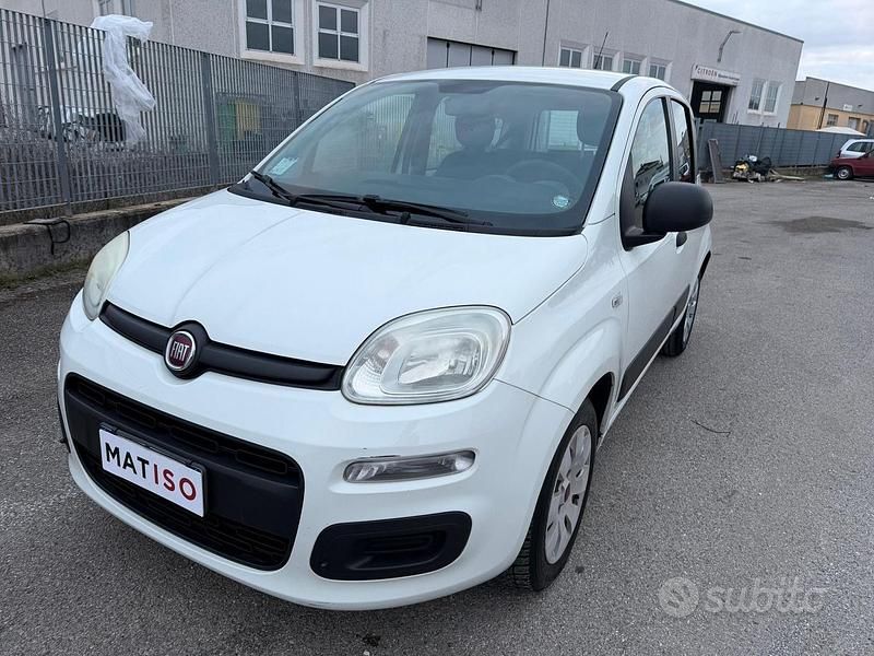 Usata Fiat Panda Lounge 102 CV (75 kW) 2013 Bianco Berlina
